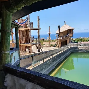 La Casa Nova , Armenime Spanien