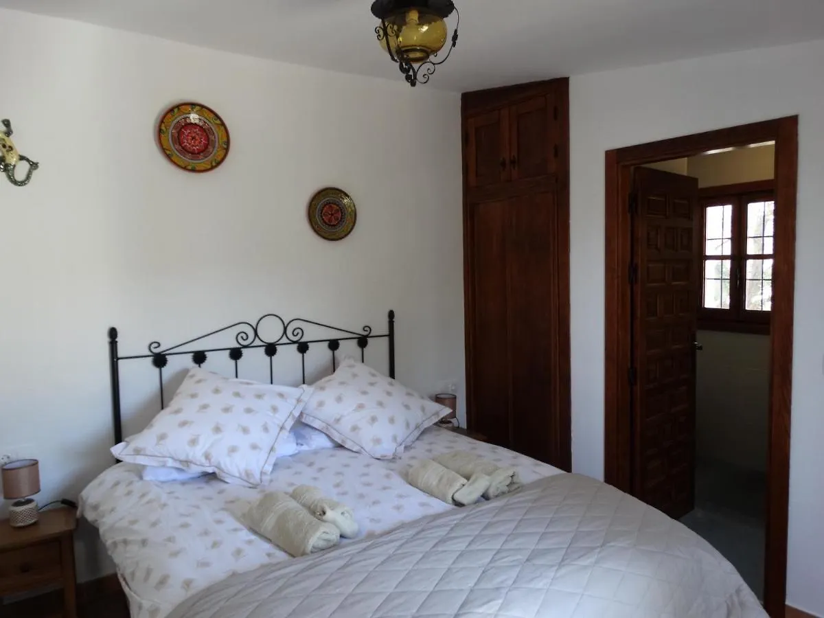 B&B Cortijo Loma Leon Cutar