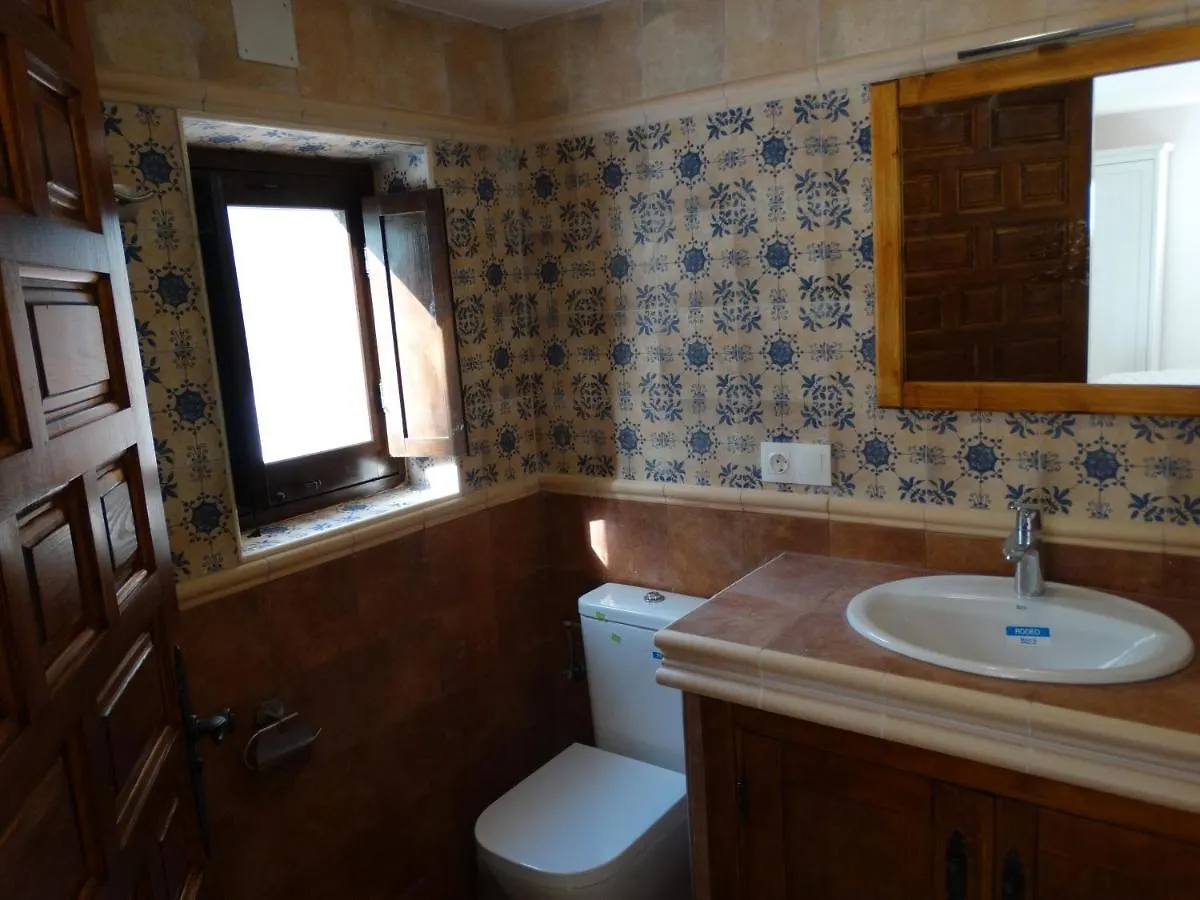 B&B Cortijo Loma Leon Cutar Bed & Breakfast
